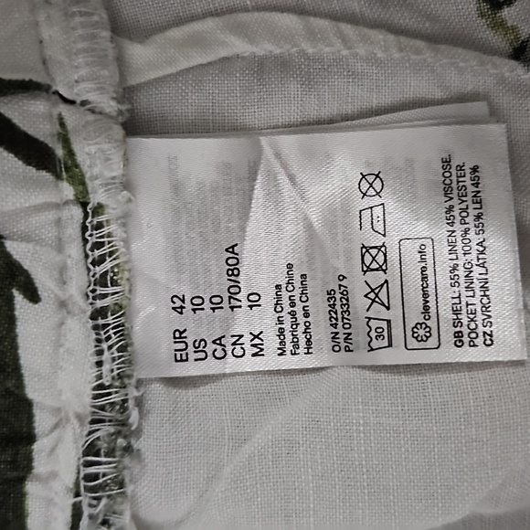 H&M shorts - Picture 3 of 3